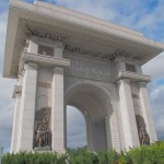 Arch of Triumph. Ooooh.